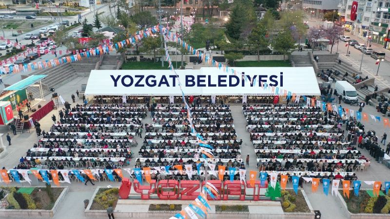 GÖNLÜMÜZ BİR SOFRAMIZ BİR