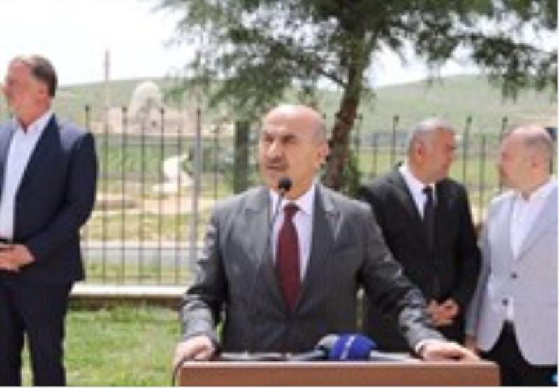Artuklu İlçesinde Süt Sağım Makineleri Dağıtıldı