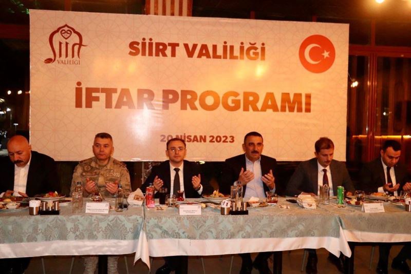 VALİ/BELEDİYE BAŞKAN V. HACIBEKTAŞOĞLU: “İNSANI YAŞAT Kİ DEVLET YAŞASIN“ ANLAYIŞILA HİZMET EDİYORUZ