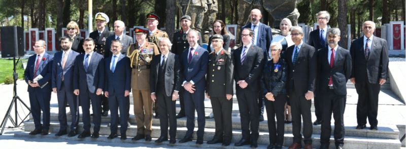 Çanakkale Kara Savaşlarının 108. Yılında Şehitler Abidesinde Anma Töreni