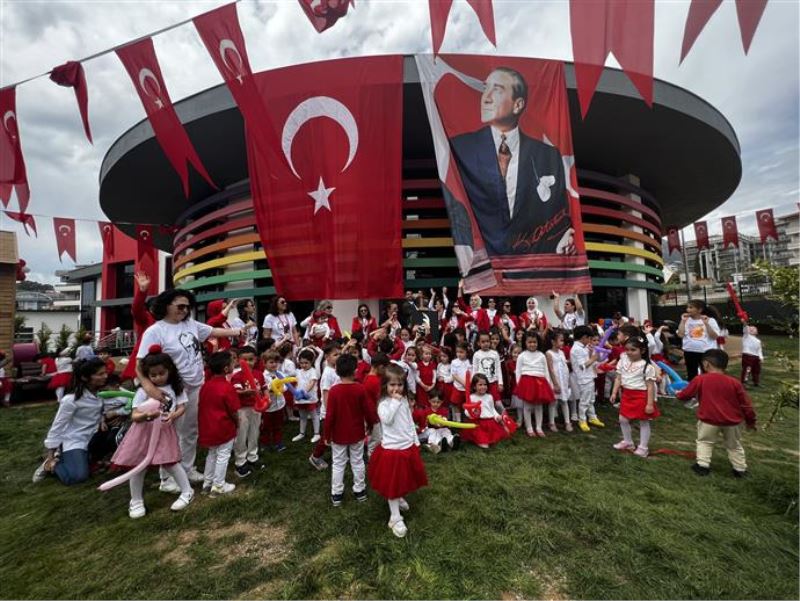 ALANYA BELEDİYESİ RÜYA İPEKTEN VE SAADET ÇELİK KREŞ VE ÇOCUK AKADEMİSİ’NDE 23 NİSAN COŞKUSU
