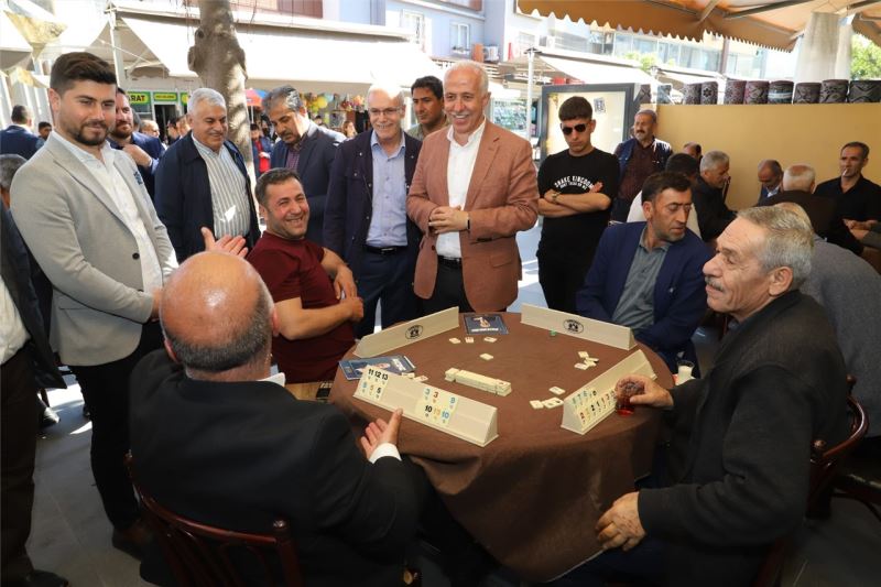 AKDENİZ BELEDİYE BAŞKANI GÜLTAK, HALK BULUŞMALARINA DEVAM EDİYOR