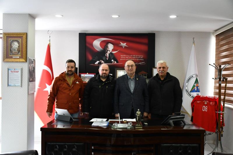 GÜMÜŞHANE KÖYÜ MUHTARINDAN BAŞKAN ELÇİN’E ZİYARET