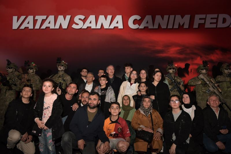 Bakan Akar ile Başkan Büyükkılıç’tan MSB Dijital Gösterim Merkezi’ne Ziyaret