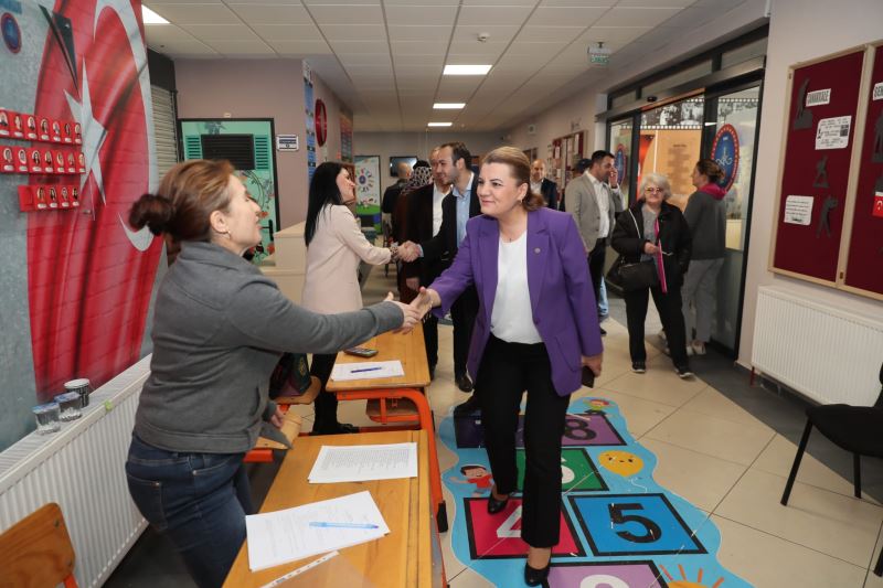 BAŞKAN HÜRRİYET, BULGARİSTAN SEÇİMLERİNDE OY KULLANAN SOYDAŞLARIMIZI UNUTMADI