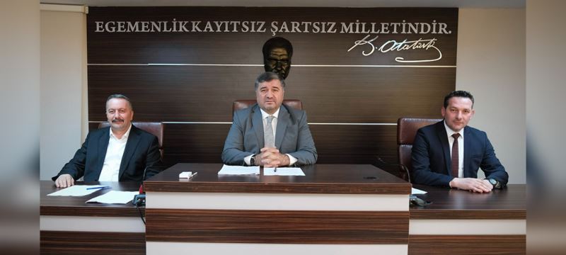 BELEDİYE MECLİSİ TOPLANTISINDA BAŞKAN VEKİLLİĞİ, KATİP ÜYELİKLER, ENCÜMEN ÜYELİKLERİ VE İHTİSAS KOMİSYONU ÜYELERİ SEÇİMİ YAPILDI