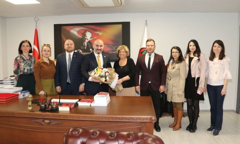 Büyükşehir’den Manisa Barosu’na Avukatlar Günü Ziyareti