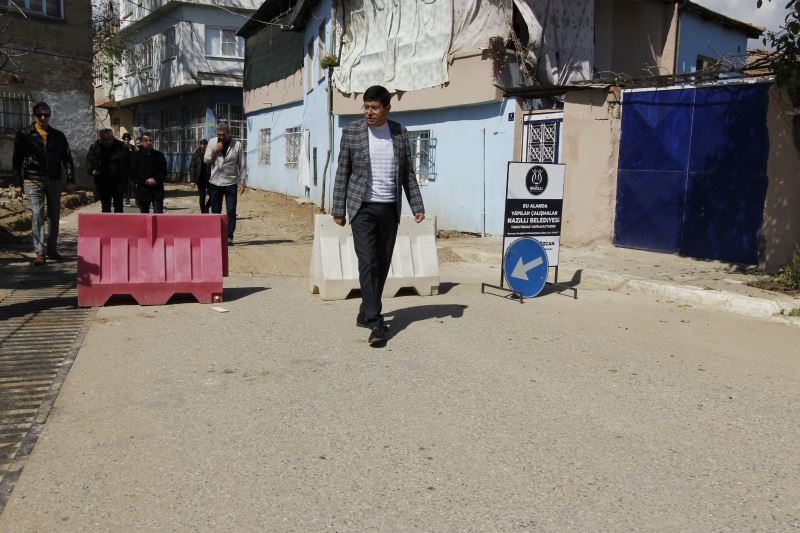 Nazilli Belediyesi yağmur çamur dinlemiyor