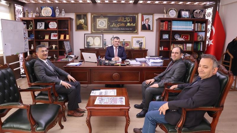 Yeni İlçe Sağlık Müdürümüzden Belediye Başkanımız Serkan Koyuncu’ya Ziyaret