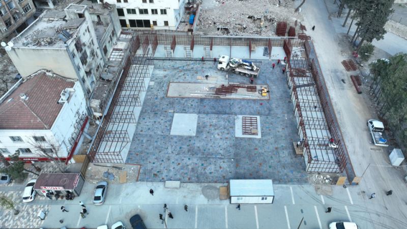 Geçici Esnaf Çarşılarının Kurulumu Sürüyor