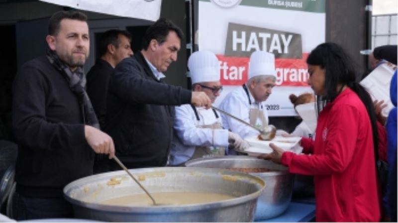 Osmangazi Belediyesi, Ramazan’ın Bereketini Deprem Bölgesinde Paylaşıyor