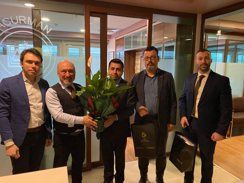 İZMİT BELEDİYESİNDEN AVUKATLARA ANLAMLI ZİYARET