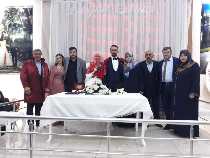 Betül ve Burak kardeşlerimizin mutluluklarına ortak olduk.