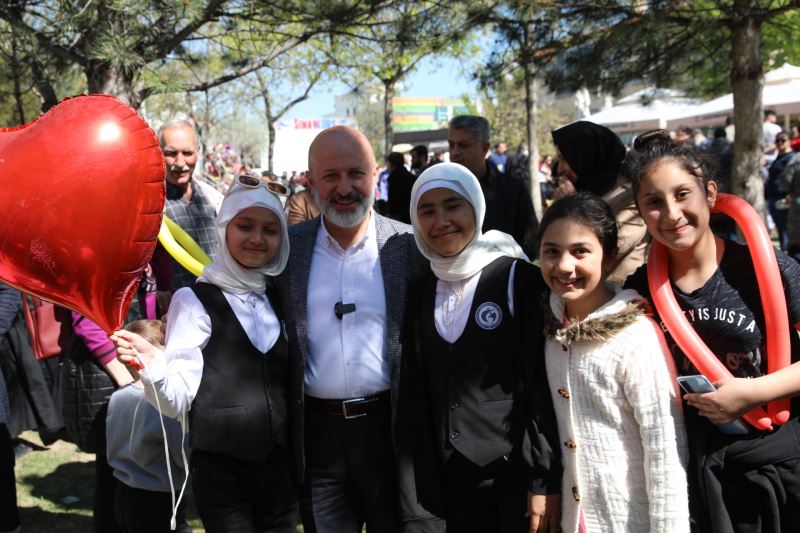 BEYAZŞEHİR KAFE SİNAN FLORYA TESİSİNE MUHTEŞEM AÇILIŞ