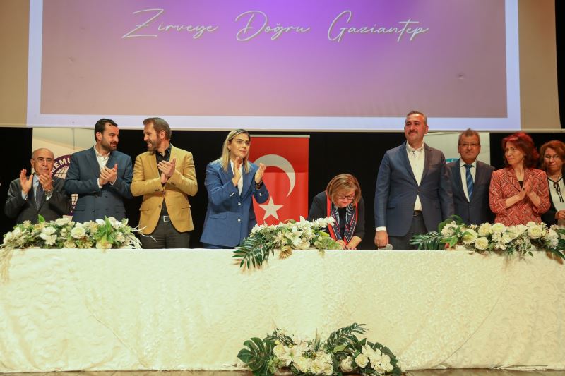 FATMA ŞAHİN, SÖZLEŞMELİ PERSONELE VERİLECEK SOSYAL DENGE TAZMİNATINI İKİ KATINA ÇIKARDI