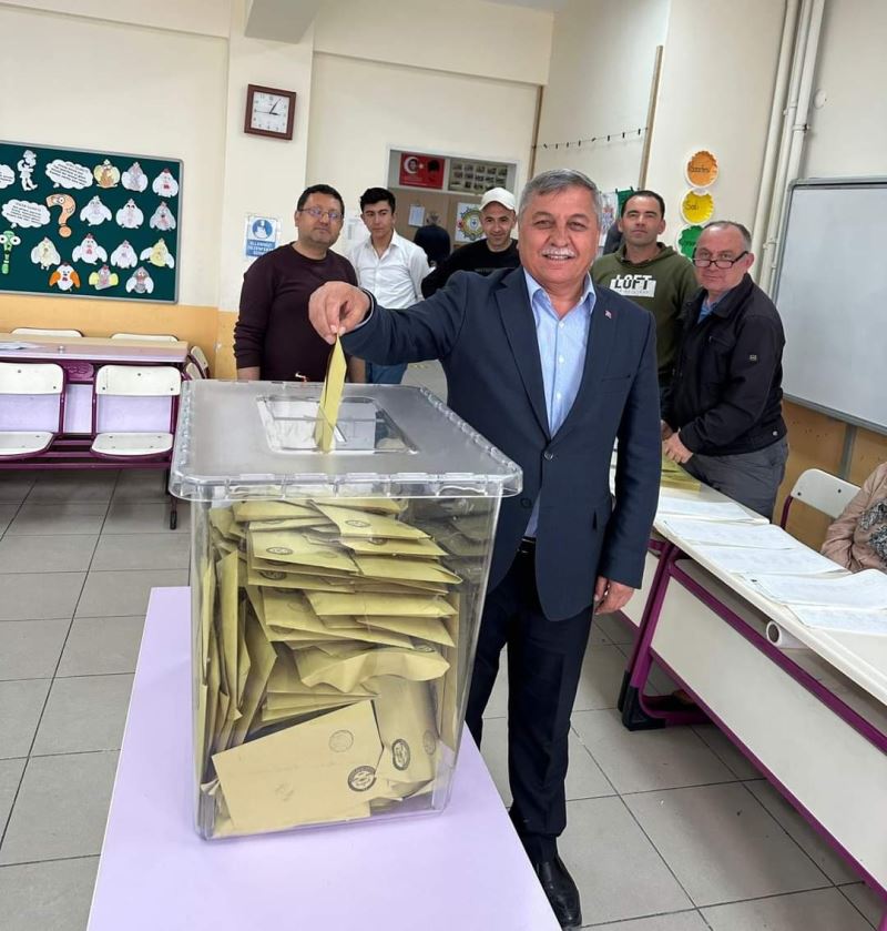 Seçimlerin, İlimiz,Ülkemiz ve Altıntaş ilçemiz için hayırlara vesile olmasını temenni ediyoruz.