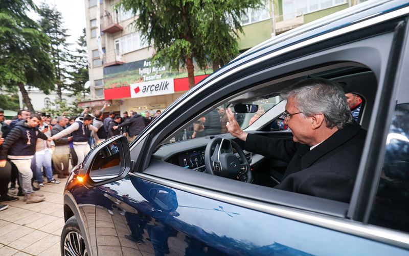 Yüce: “Hemşerilerimizin gurur ve coşkusu Türkiye Yüzyılı’nın habercisidir”