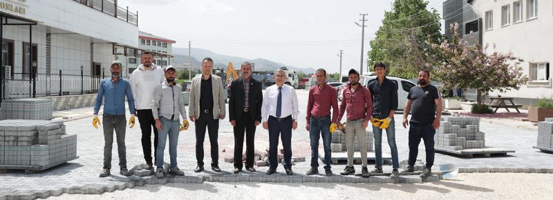 DUMLUPINAR MAHALLESİ’NDE KİLİT TAŞI MESAİSİ