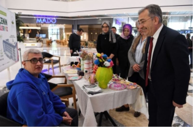 ‘Aynı Bahçenin Farklı Çiçekleri’ Göz Kamaştırdı