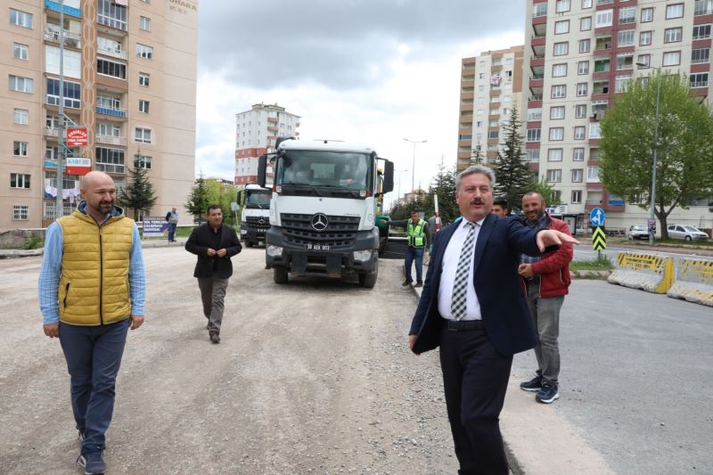 MELİKGAZİ BELEDİYESİ REKOR KIRAN HİZMETLERİNE DEVAM EDİYOR