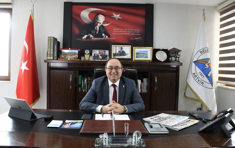ARTVİN BELEDİYE BAŞKANI DEMİRHAN ELÇİN’İN 19 MAYIS ATATÜRK’Ü ANMA, GENÇLİK VE SPOR BAYRAMI GÜNÜ MESAJI