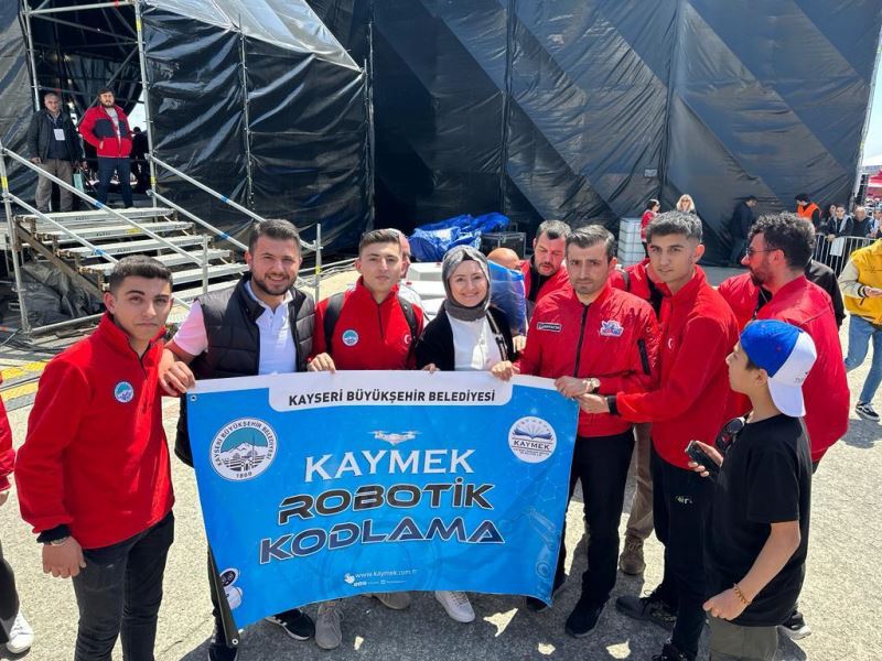 Büyükşehir KAYMEK Öğrencileri, TEKNOFEST 2023’ün Heyecanını Yaşadı