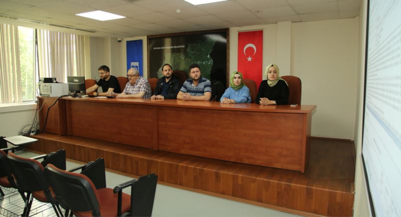 Büyükşehir’den Başiskele Yeşilyurt Mahallesine meydan ve park