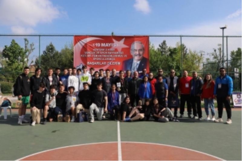 SOKAK BASKETBOLU GENÇLİK ŞENLİĞİNDE MUHTEŞEM FİNAL