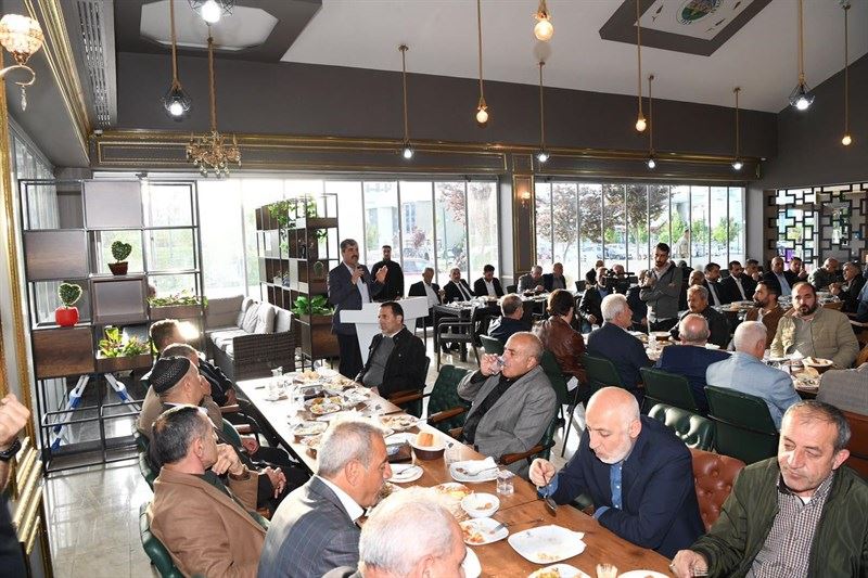 BAŞKAN ASYA, KANAAT ÖNDERLERİNİ GÖLETLİ PARK’TA AĞIRLADI