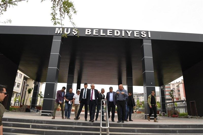KENT MEYDANI BAHARLA YENİ YÜZÜNÜ GÖSTERDİ.