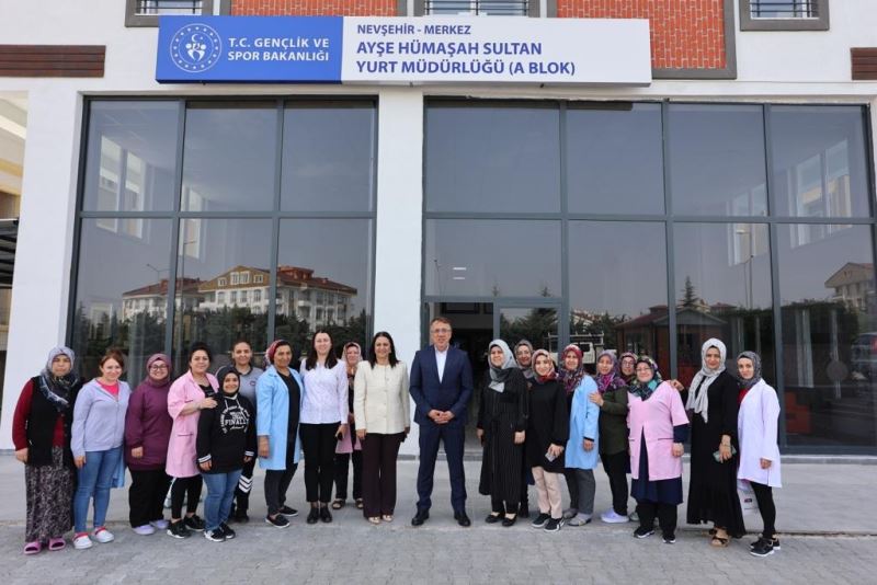 Başkan Savran Nevşehir’de Misafir Edilen Depremzedeleri Ziyaret Etti