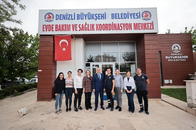 Başkan Zolan, Büyükşehir’in yardım meleklerini ziyaret etti