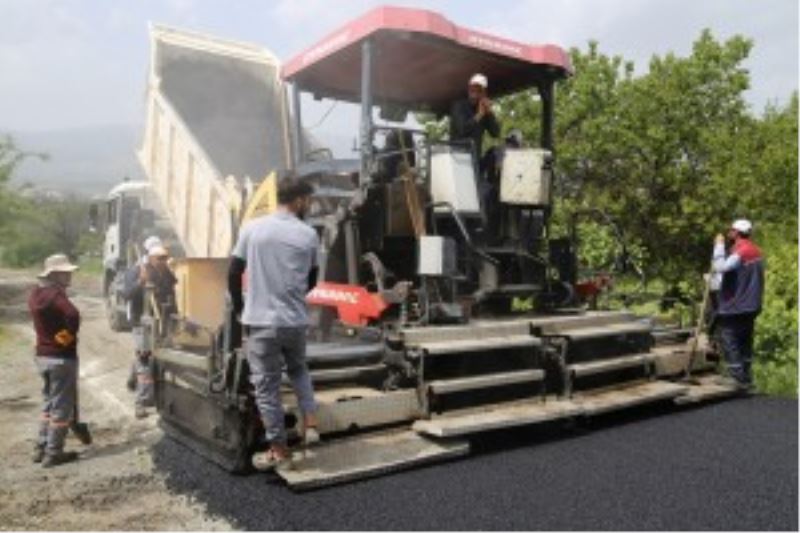 Asfalt serim çalışmalarına Yalnızbağ Yerleşkesinde devam ediyoruz