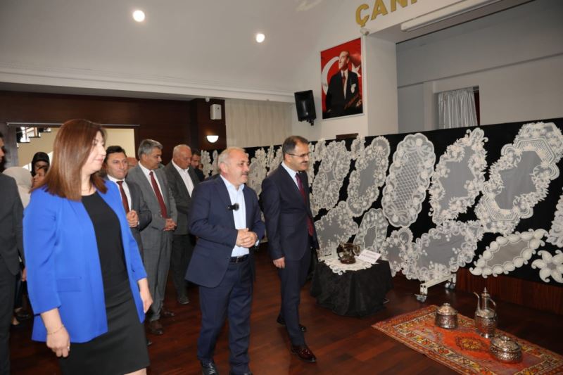 Bir Yılda Yaptıkları Ürünleri Sergilediler