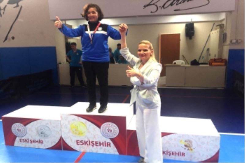 ÖZEL SPORCULARIMIZDAN BÜYÜK BAŞARI