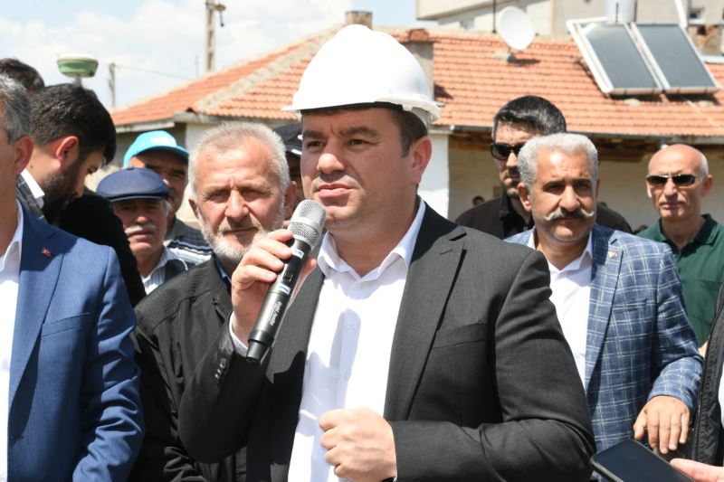 HAMİDİYE ALACA MAHALLESİNDE DOĞALGAZ ÇALIŞMASI BAŞLADI