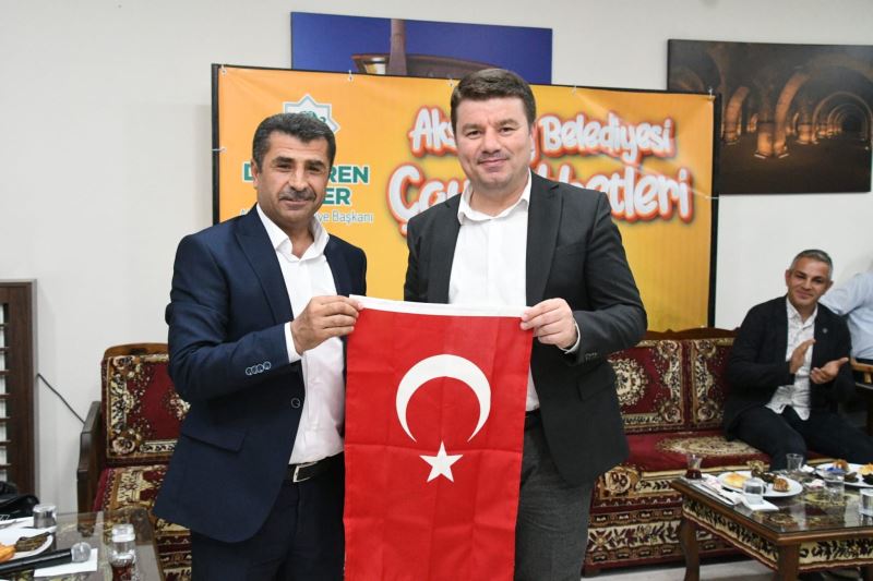 ‘ÇAY SOHBETLERİ’ PROGRAMININ BU HAFTAKİ KONUĞU ERZURUMLULAR DERNEĞİ YÖNETİM KURULU ÜYELERİ OLDU