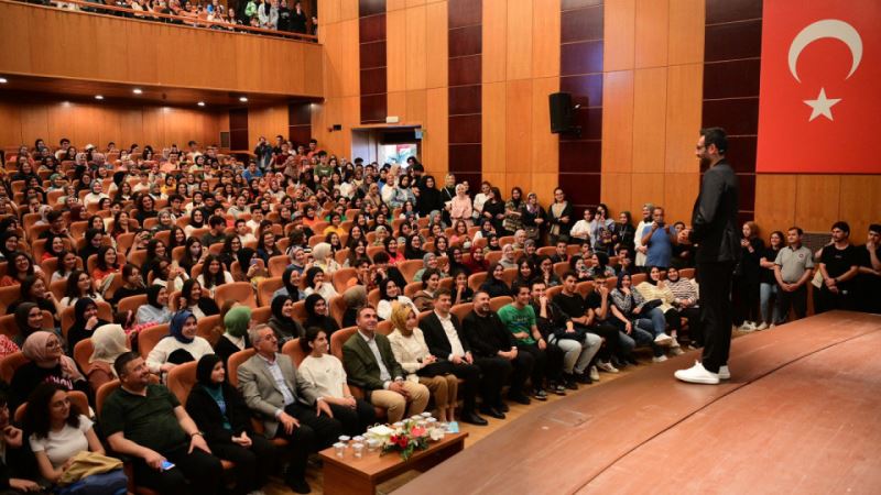 Gri Koç, Öğrencilere Birbirinden Değerli Bilgiler Aktardı