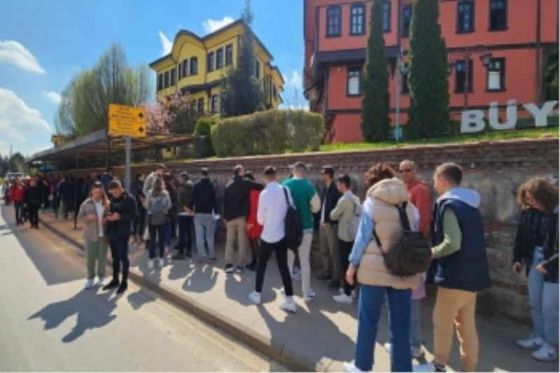 SEZON AÇILDI ESKİŞEHİR’E TURİST YAĞDI