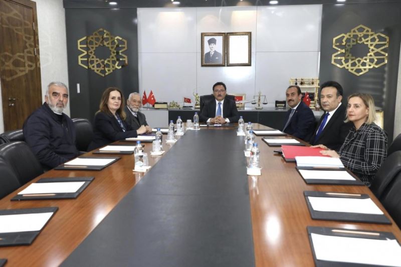 İncesu Belediye Başkanımız Sn. Mustafa İlmek,  Hayırseverimiz Sn. Salih Hasır, Meclis üyemiz Sn. Yaşar Orçan, İl Milli Eğitim Müdürü Sn. Bahameddin  Karaköse, Çevre ve Şehircilik İl Müdürü Sn. Sibel Livdumlu