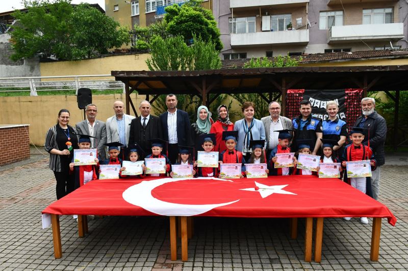 Atatürk Mahallesi SYM Kreş Öğrencilerimiz Karnelerini Aldılar