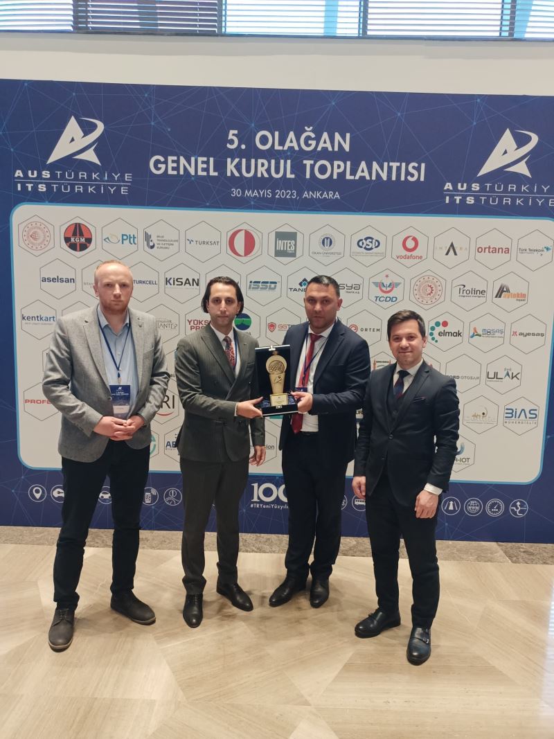 BÜYÜKŞEHİR’İN ‘ENGELSİZ TRABZON’ PROJESİ ÖDÜLE LAYIK GÖRÜLDÜ