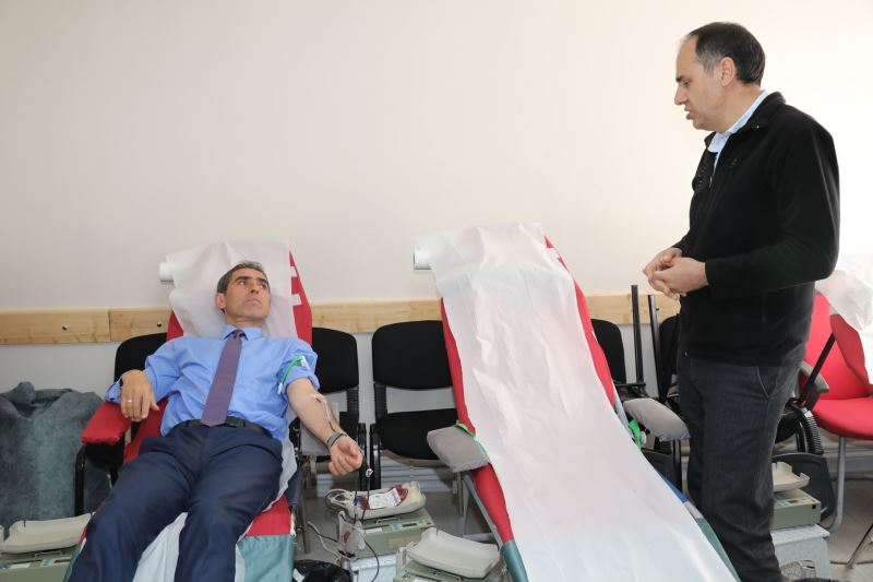 KASKİ’nin ERÜ Kan Merkezi’ne Desteği Sürüyor