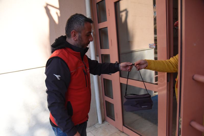 ‘’BESLENME ÇANTASI’’ PROJESİYLE ÇOCUKLAR DAHA MUTLU