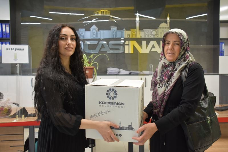 KOCASİNAN BELEDİYESİ, ÇÖLYAKLILARA 6 YILDA 5 BİN 77 ÇÖLYAK PAKETİ DAĞITTI