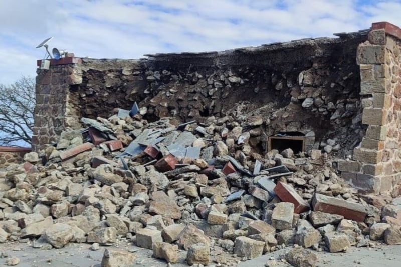 Şeyhşaban mahallemizde bulunan Pir Fani ŞEM-UN EL GAZİ hazretlerinin türbesinin yıkılan duvarıyla ilgili sit alanında bulunduğu gerekçesiyle İl Kültür ve Turizm Müdürlüğü Koruma Kurulu raporu tutuldu.