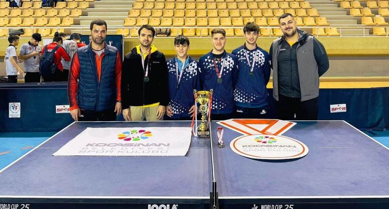 KOCASİNAN’IN MASA TENİSİ ERKEK TAKIMI DA SÜPER LİGDE