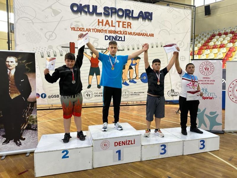Haltercilerimiz Şampiyonaya Damga Vurdu