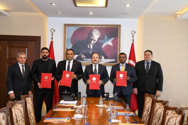 ŞEHRİN TAKIMINA SAHİP ÇIKAN BİR KENT PROTOKOLÜ VAR!