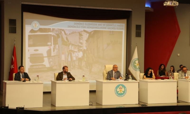 Başkan Ergün’den Demirci ve Sarıgöl’e Geçmiş Olsun Mesajı
